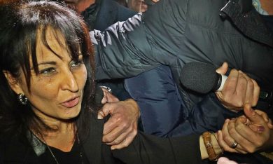 Quarto, l’espulsione del sindaco Capuozzo