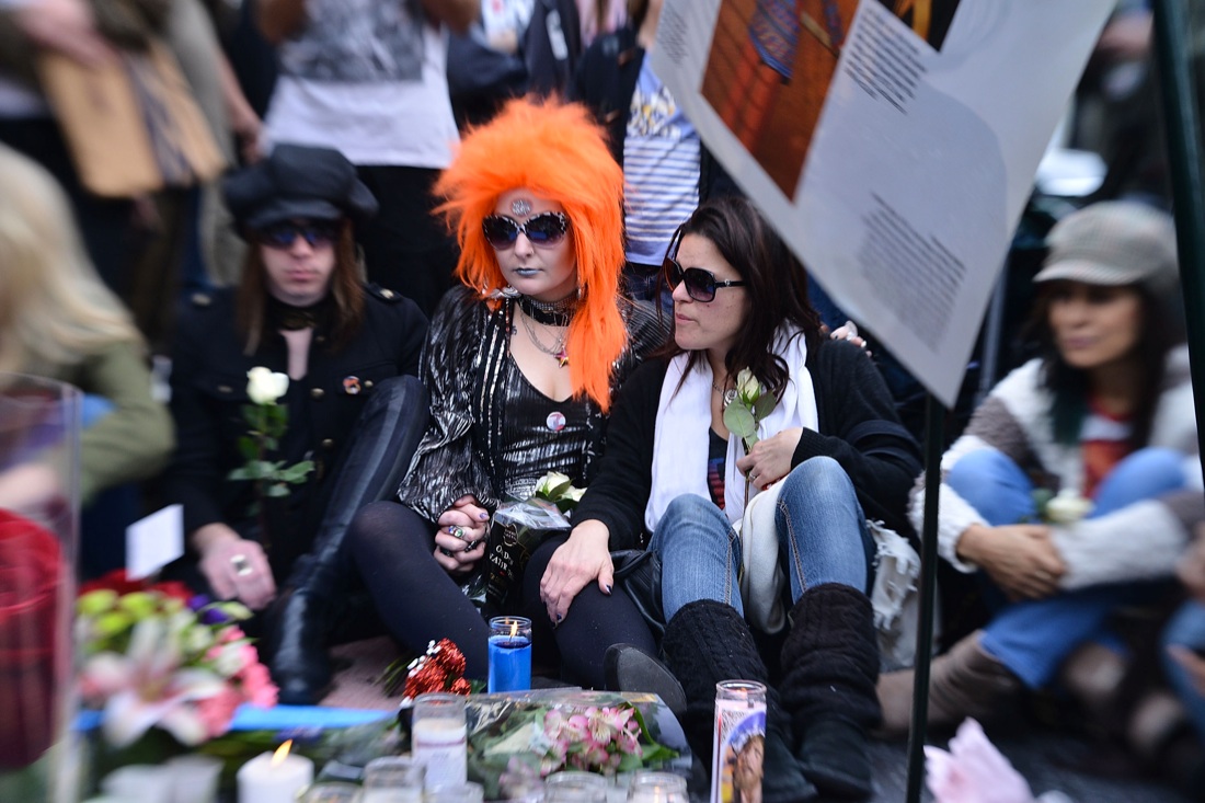 David Bowie: l’omaggio dei fan – Foto David Bowie: l’omaggio dei fan – Foto