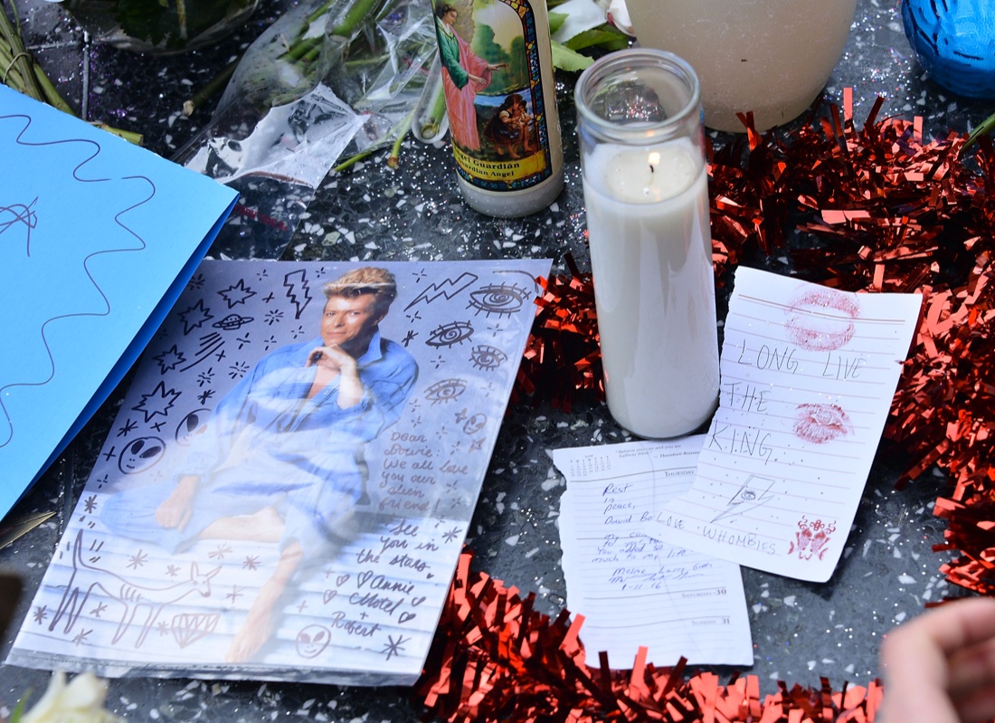 David Bowie: l’omaggio dei fan – Foto David Bowie: l’omaggio dei fan – Foto