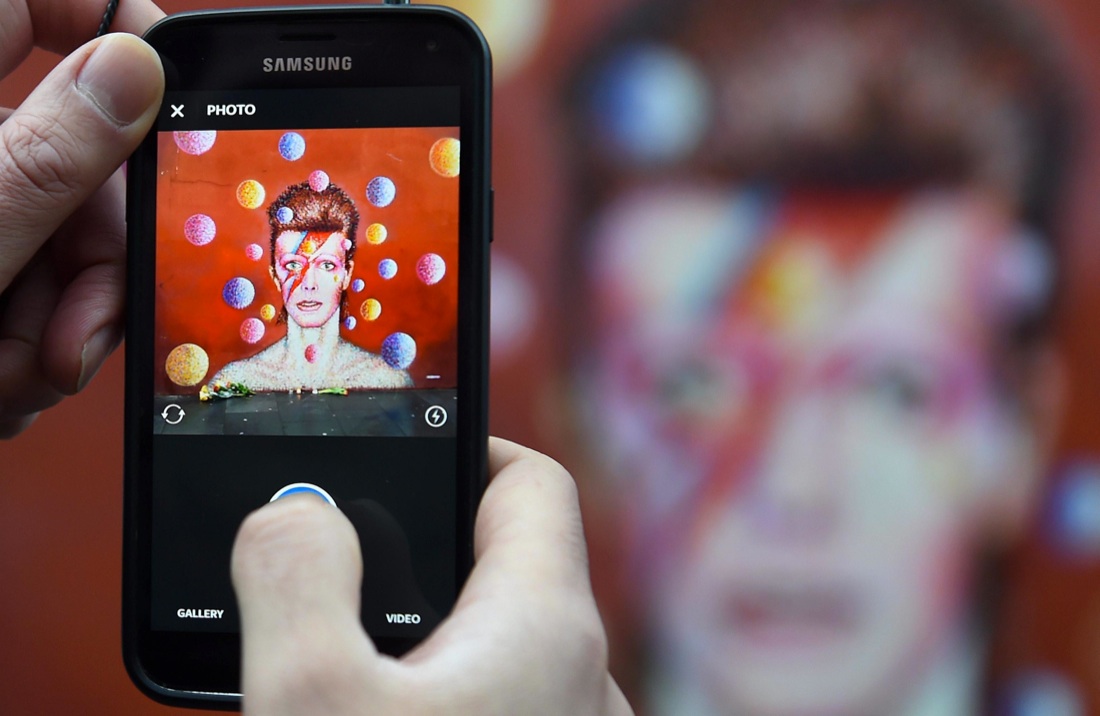 David Bowie: l’omaggio dei fan – Foto David Bowie: l’omaggio dei fan – Foto