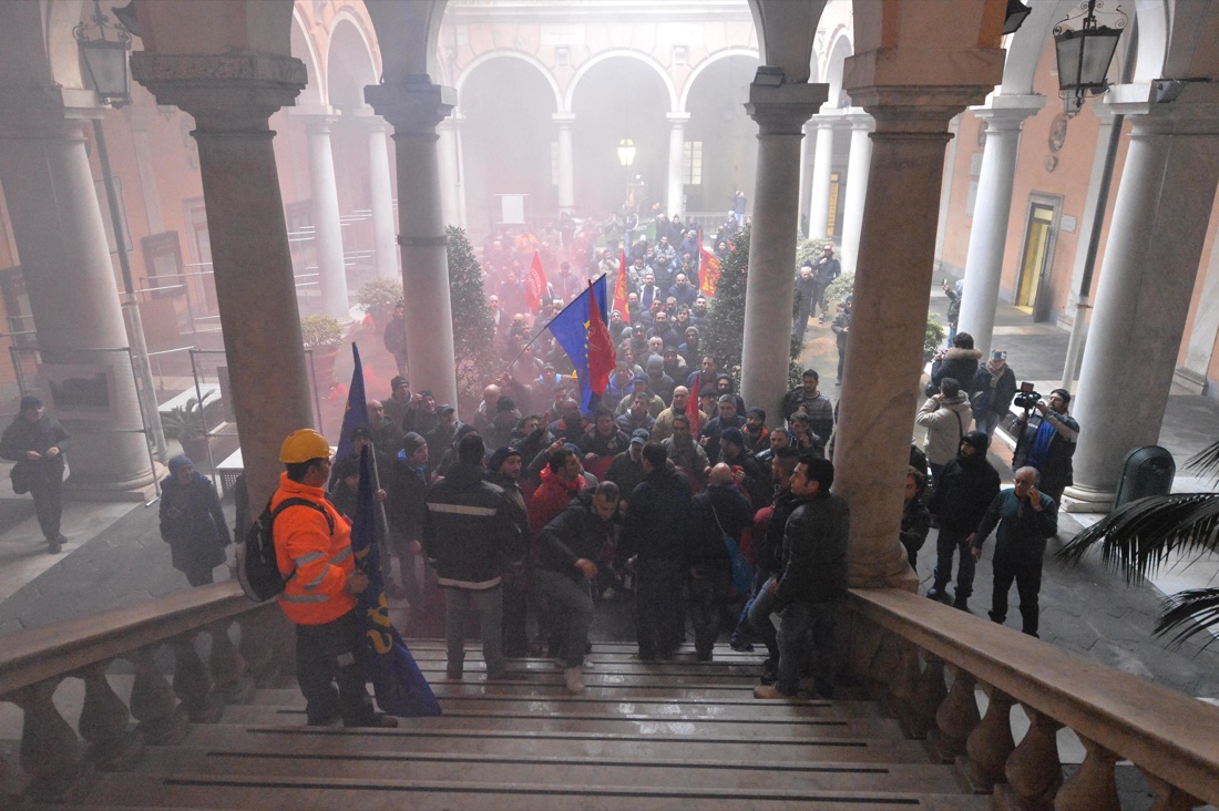 Ilva: lavoratori di Genova in corteo – FOTO Ilva: lavoratori di Genova in corteo – FOTO