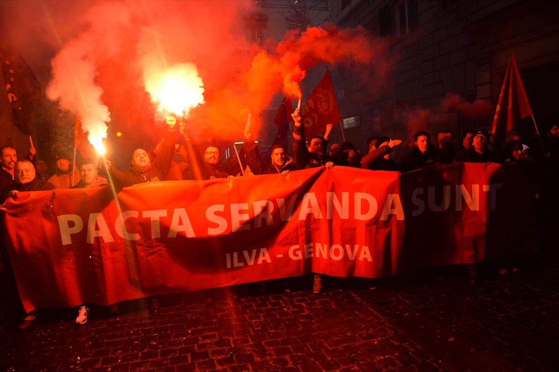 Ilva: lavoratori di Genova in corteo – FOTO Ilva: lavoratori di Genova in corteo – FOTO