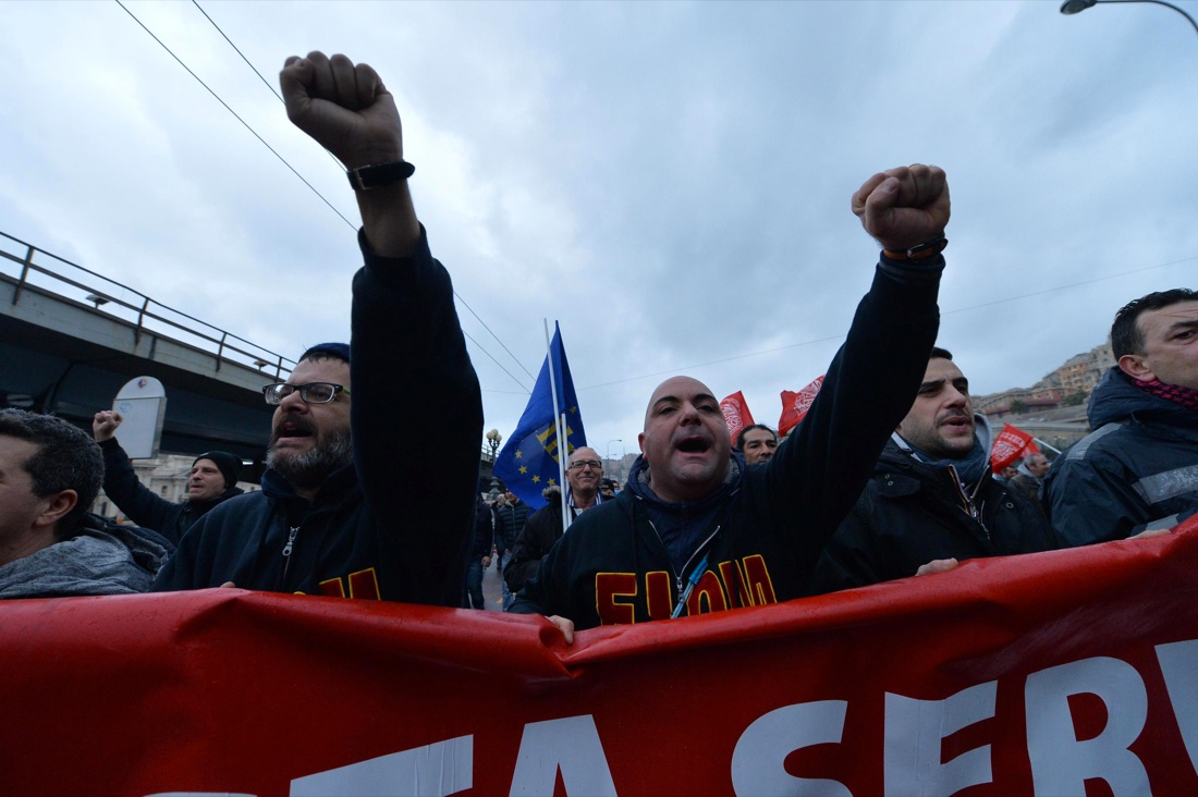 Ilva: lavoratori di Genova in corteo – FOTO Ilva: lavoratori di Genova in corteo – FOTO