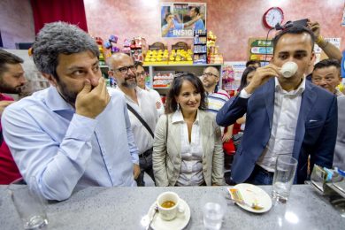 Il M5S scopre a Quarto la questione morale