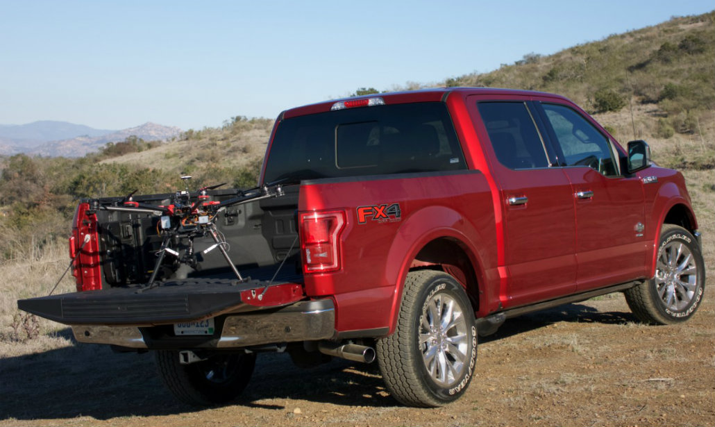 Ford si allea con Amazon e prepara l’auto del futuro