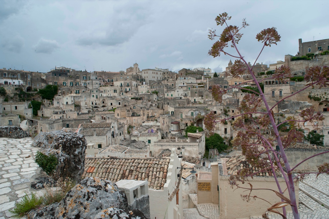 Basilicata: petrolio e manifattura nella piccola-grande regione del Sud Basilicata: petrolio e manifattura nella piccola-grande regione del Sud