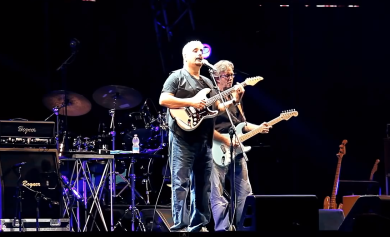 Pino Daniele ed Eric Clapton: quella notte a Cava dei Tirreni