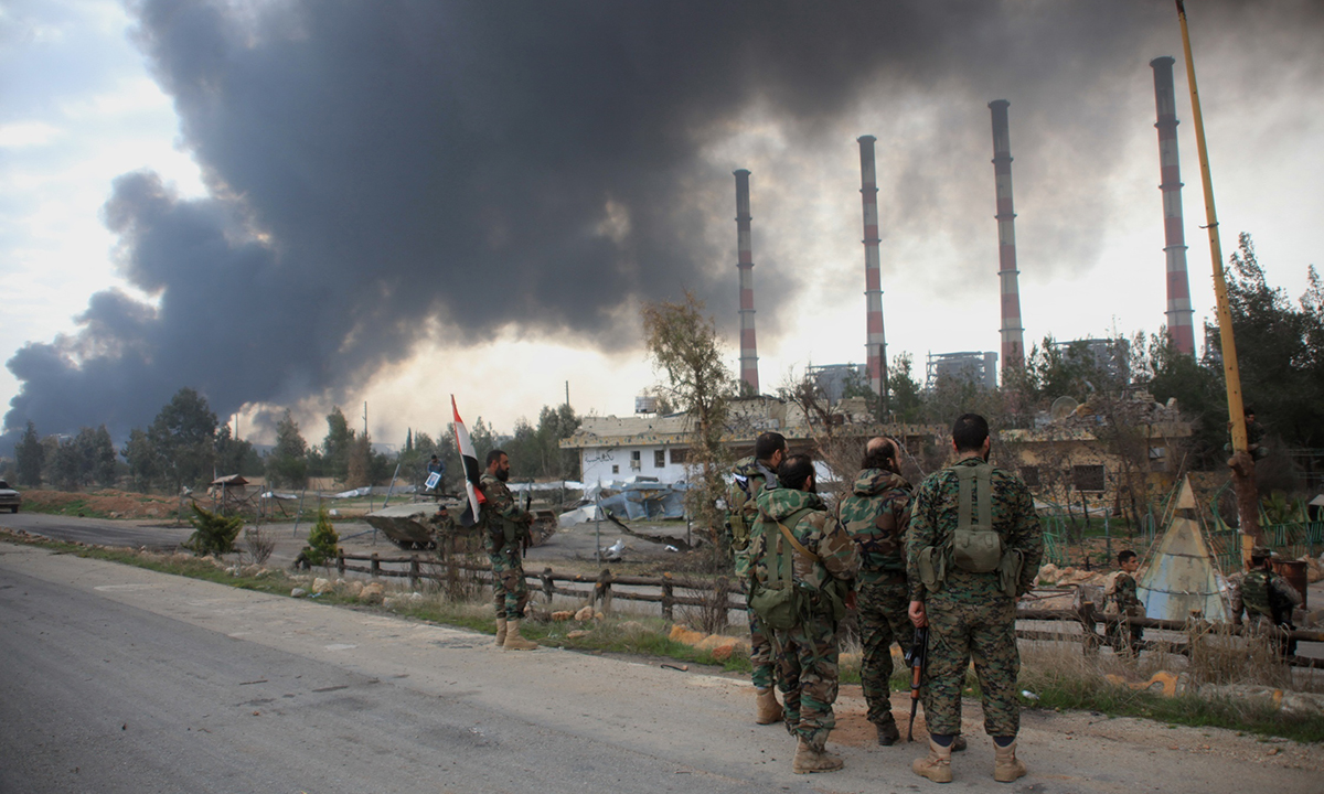 Tregua in Siria violata da raid russi, dice la Francia