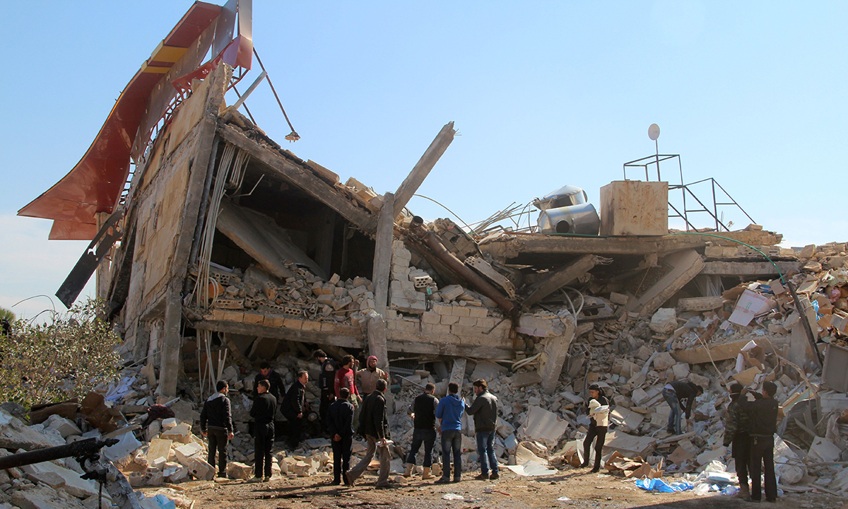 Tregua in Siria violata da raid russi, dice la Francia