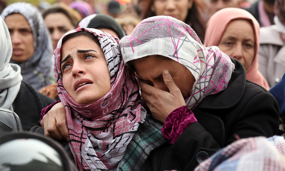 Tregua in Siria violata da raid russi, dice la Francia