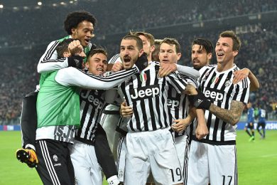 La Juve scappa: Napoli al bivio scudetto contro la Fiorentina