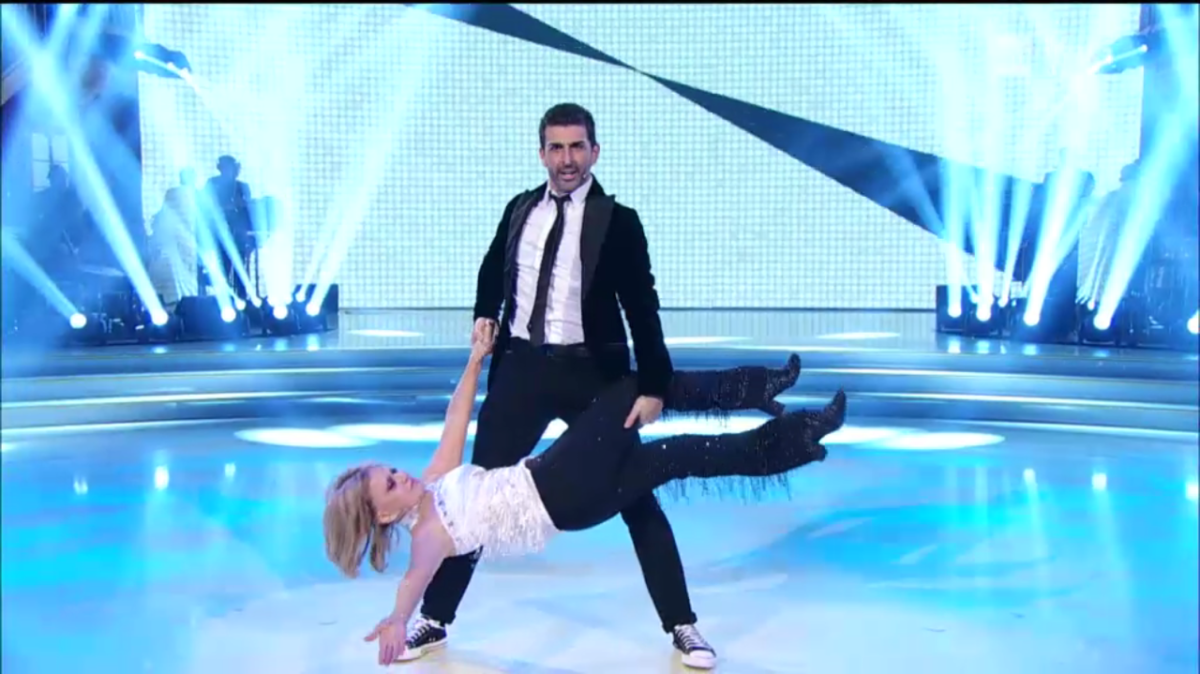 Ballando con le stelle 11: fuori Buzzanca, lite Lucarelli-Argento