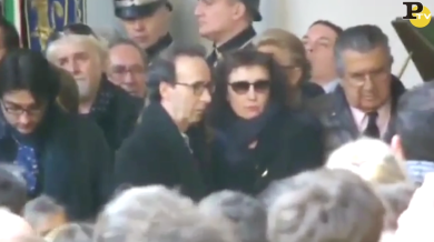 Umberto Eco: ai funerali una folla per l’ultimo addio