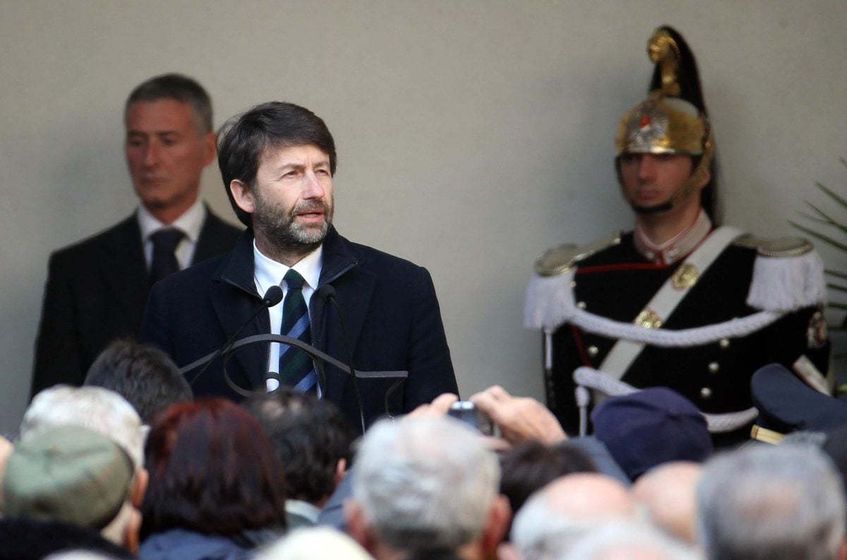 Galleria foto 'Milano, l’ultimo saluto a Umberto Eco' - foto 13