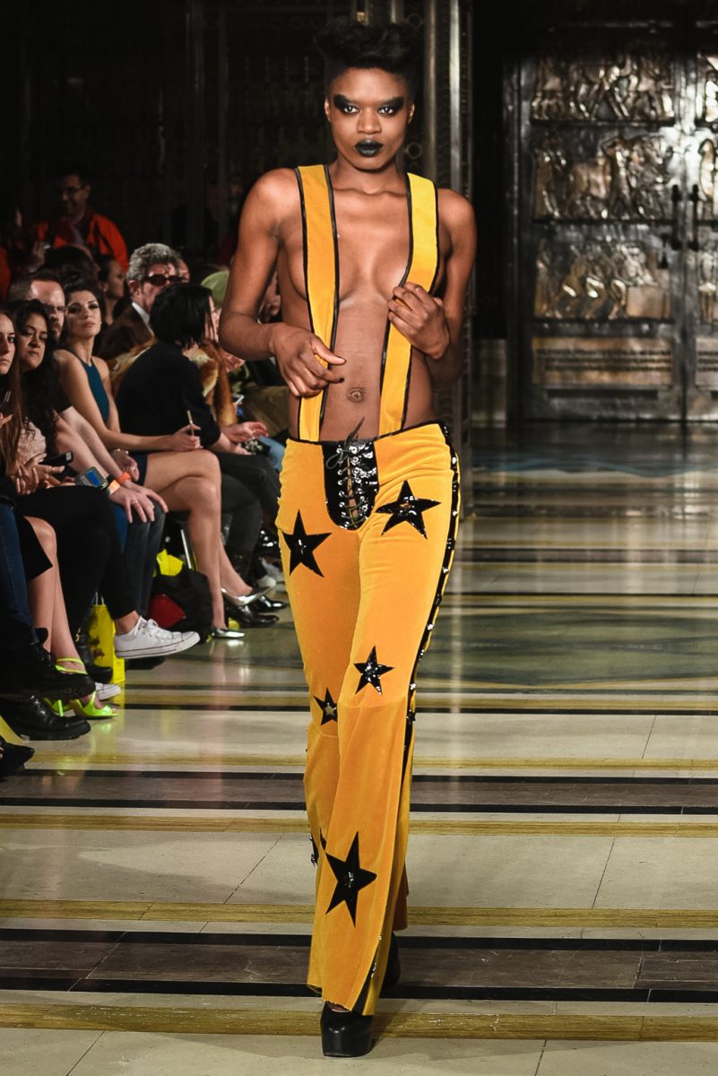 Galleria foto 'London Fashion Week, la sfilata di Pam Hogg' - foto 2