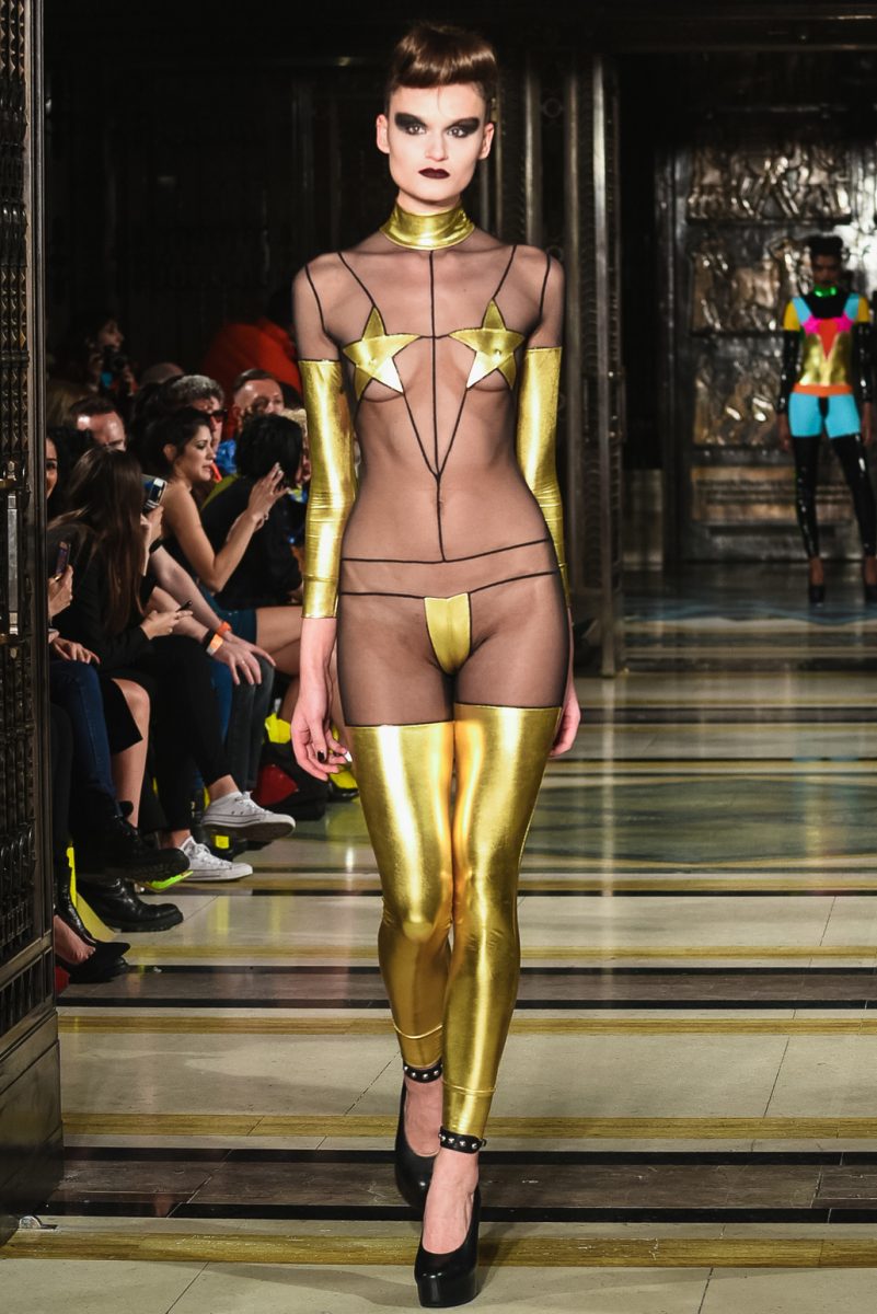 Galleria foto 'London Fashion Week, la sfilata di Pam Hogg' - foto 4