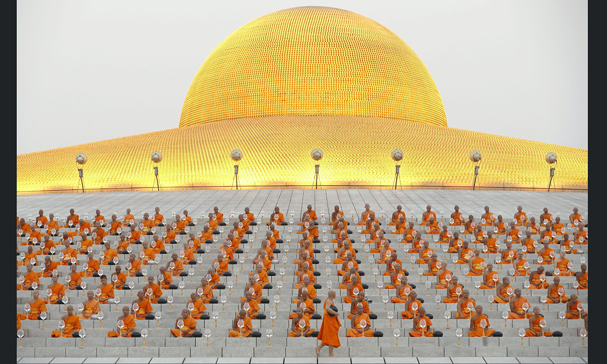 Thailandia, i monaci buddhisti celebrano Magha Puja Thailandia, i monaci buddhisti celebrano Magha Puja