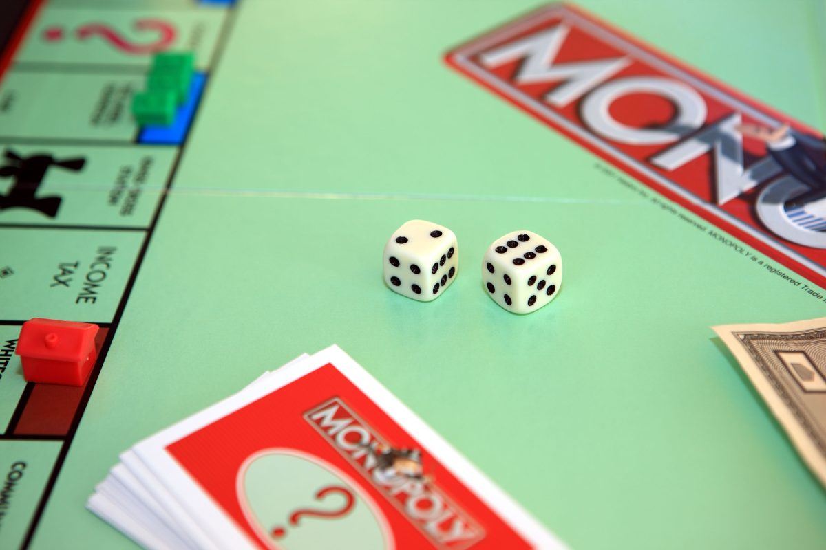 Galleria foto 'Monopoly, via le banconote: ora si usa la carta di credito' - foto 6