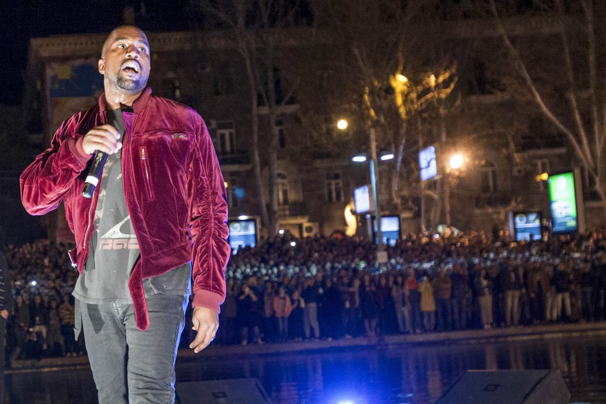 Galleria foto 'Pizza Hut UK offre lavoro a Kanye West' - foto 9