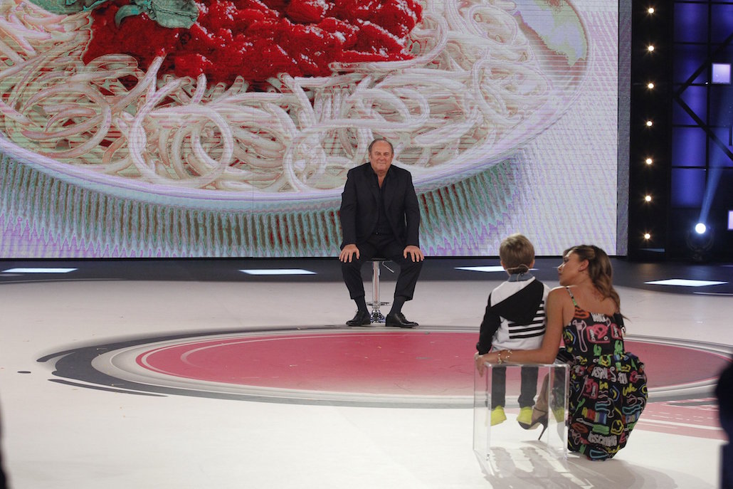 Pequeños Gigantes, al via il talent show condotto da Belén Rodriguez