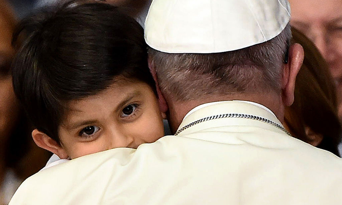 Papa Francesco: “Chi alza muri contro gli immigrati non è cristiano”
