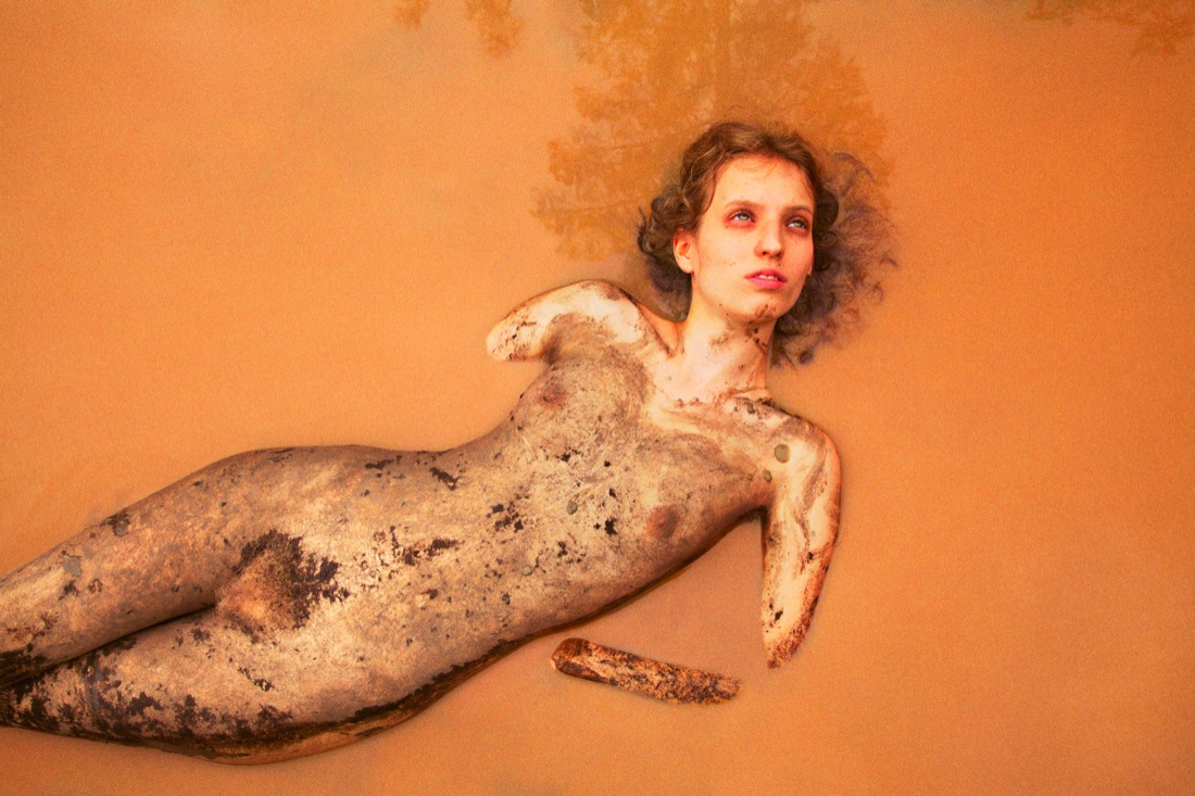 Ryan McGinley e Rashid Johnson. L’ America contemporanea in mostra a Bergamo Ryan McGinley e Rashid Johnson. L’ America contemporanea in mostra a Bergamo