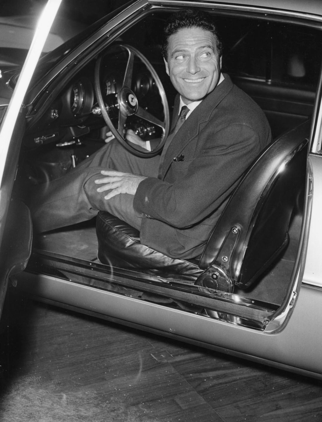 Raf Vallone, 100 anni fa nasceva l’attore calciatore – Foto Raf Vallone, 100 anni fa nasceva l’attore calciatore – Foto