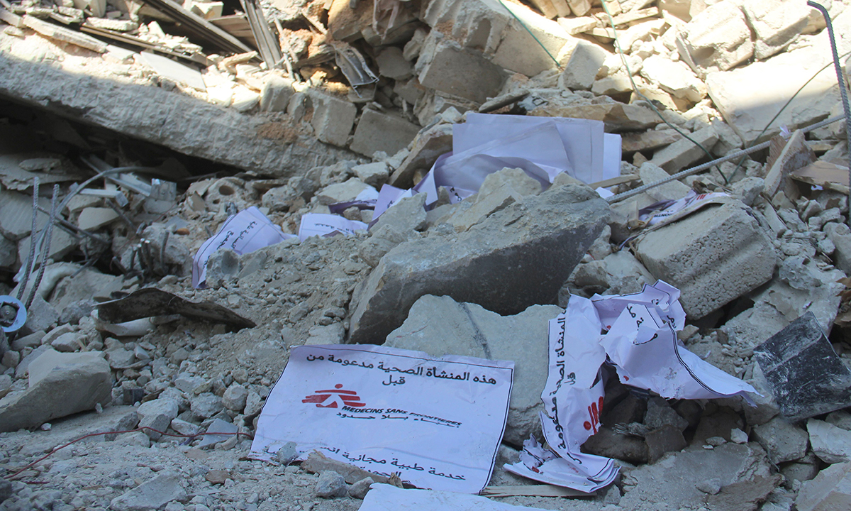 Siria, bombe su scuole e ospedali: inferno per i civili, altro che tregua – Foto, video