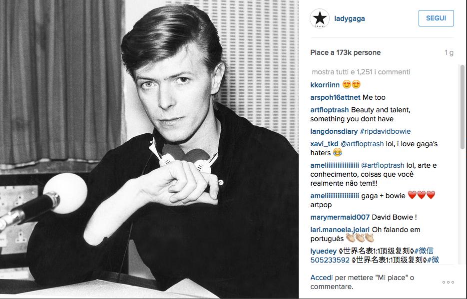 Lady Gaga si fa tatuare il volto di David Bowie Lady Gaga si fa tatuare il volto di David Bowie