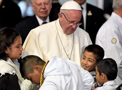 Papa Francesco in Messico: “No a una società per pochi”