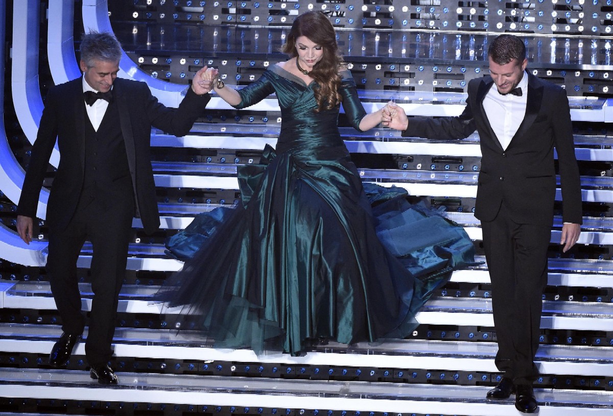 Sanremo 2016: le pagelle ai look della finale Sanremo 2016: le pagelle ai look della finale