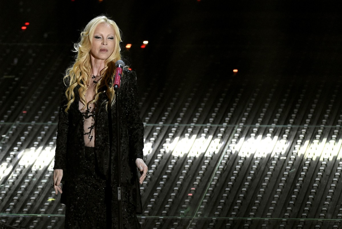 Sanremo 2016: le pagelle ai look della finale Sanremo 2016: le pagelle ai look della finale