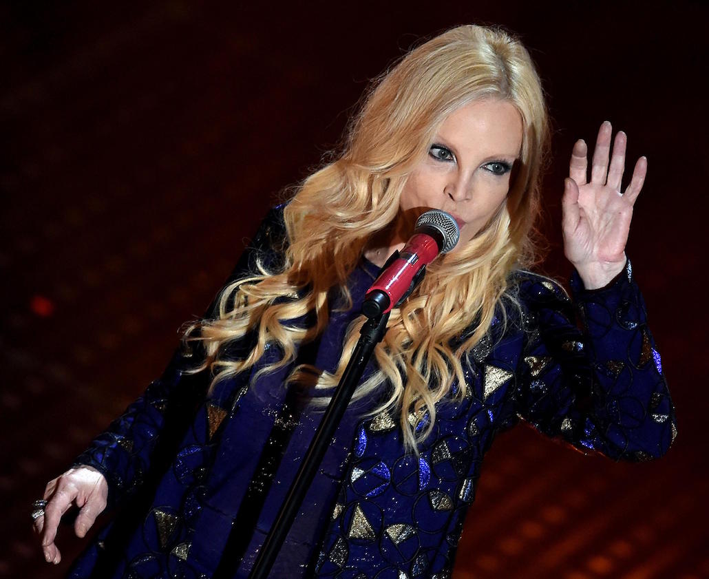 Sanremo 2016: le pagelle ai look della quarta serata