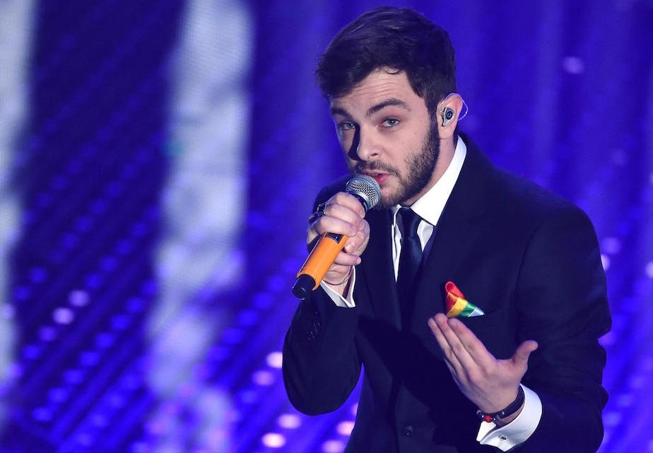 Sanremo 2016: le pagelle ai look della quarta serata