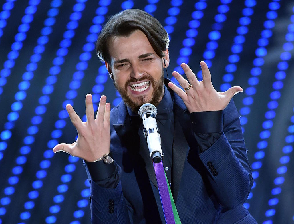 Galleria foto 'Sanremo 2016: le pagelle ai look della seconda serata' - foto 9