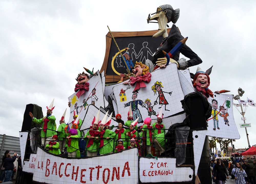 Il Carnevale 2016 nel mondo Il Carnevale 2016 nel mondo