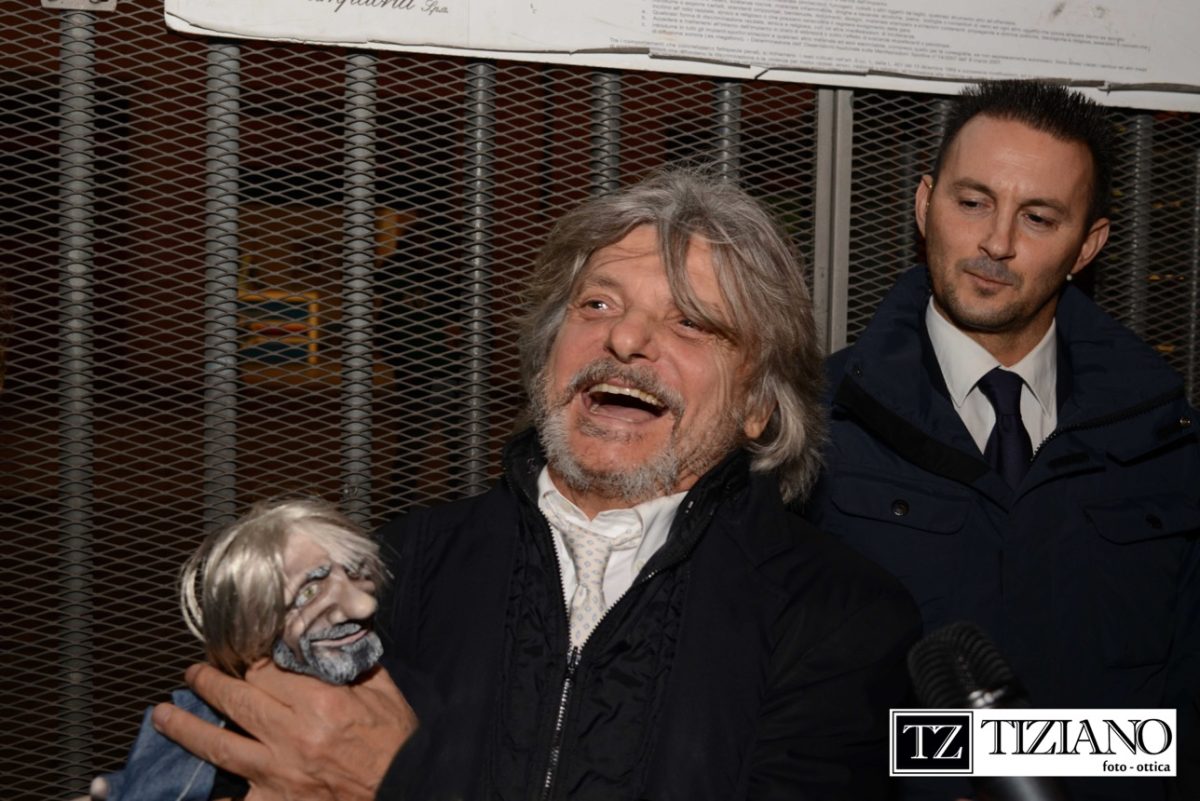 Galleria foto 'Massimo Ferrero diventa una marionetta' - foto 5