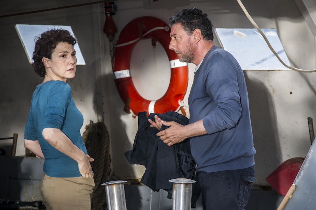 Il Sindaco pescatore: su Rai 1 il film tv con Sergio Castellitto Il Sindaco pescatore: su Rai 1 il film tv con Sergio Castellitto