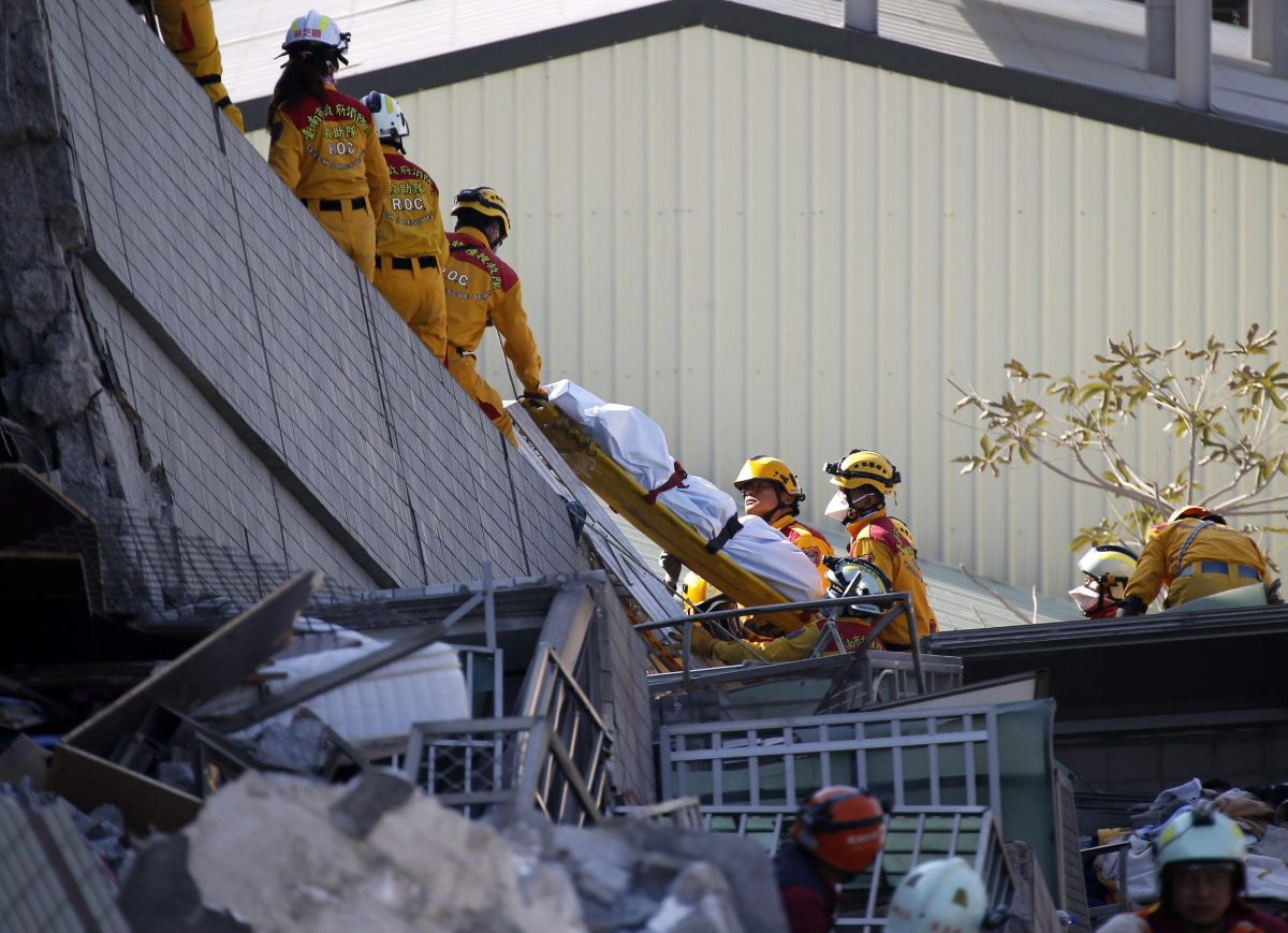 Galleria foto 'Terremoto a Taiwan: 37 morti e oltre 600 tra feriti e dispersi' - foto 25
