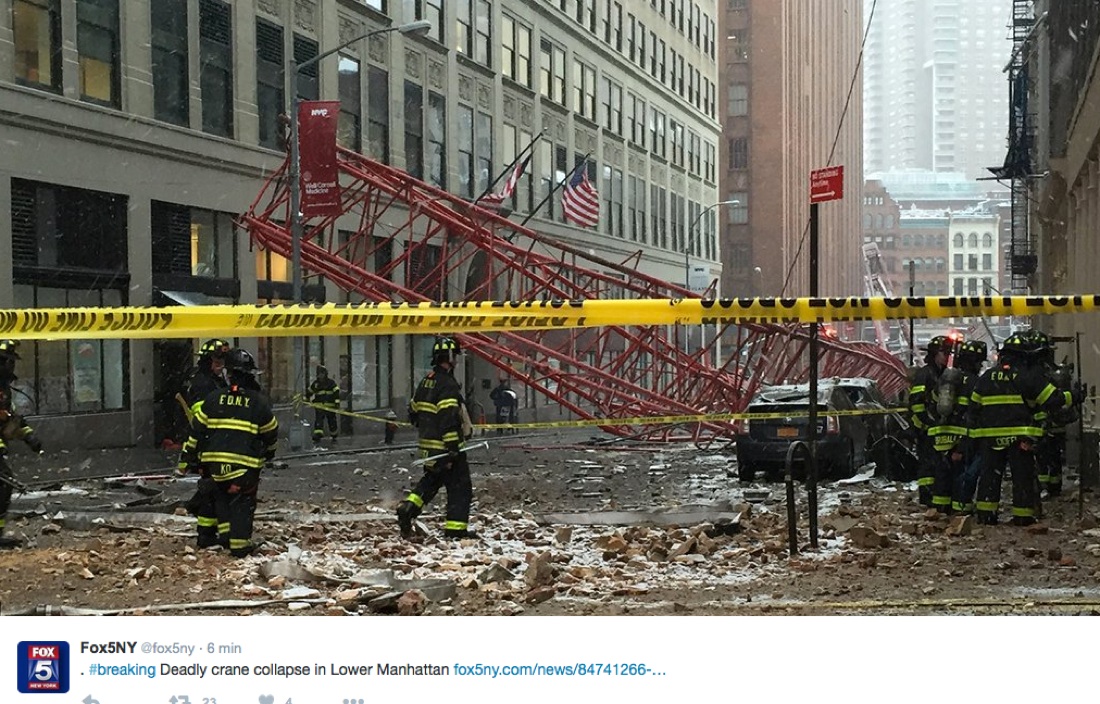 Manhattan, crolla una gru, almeno un morto – FOTO e VIDEO