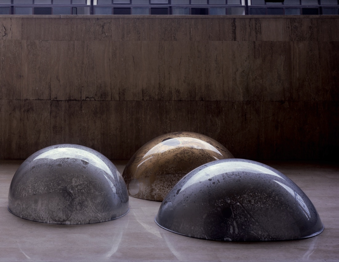 Klaus Münch. Gocce di spazi paralleli Klaus Münch. Gocce di spazi paralleli