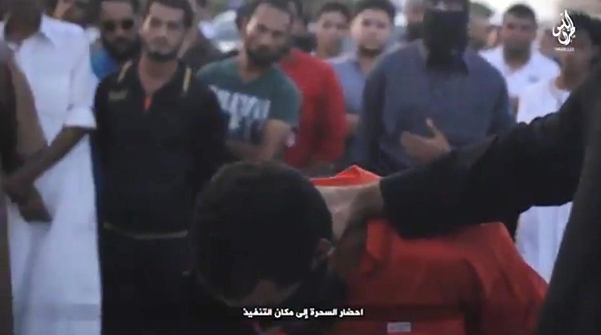 Galleria foto 'Bonus da 1000 dollari, ecco come l’Isis recluta terroristi in Libia' - foto 15