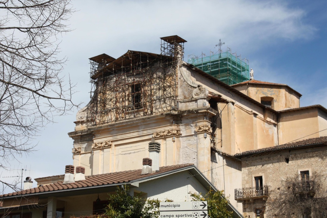 Galleria foto 'Terremoto a L’Aquila: tanta paura ma niente danni' - foto 11