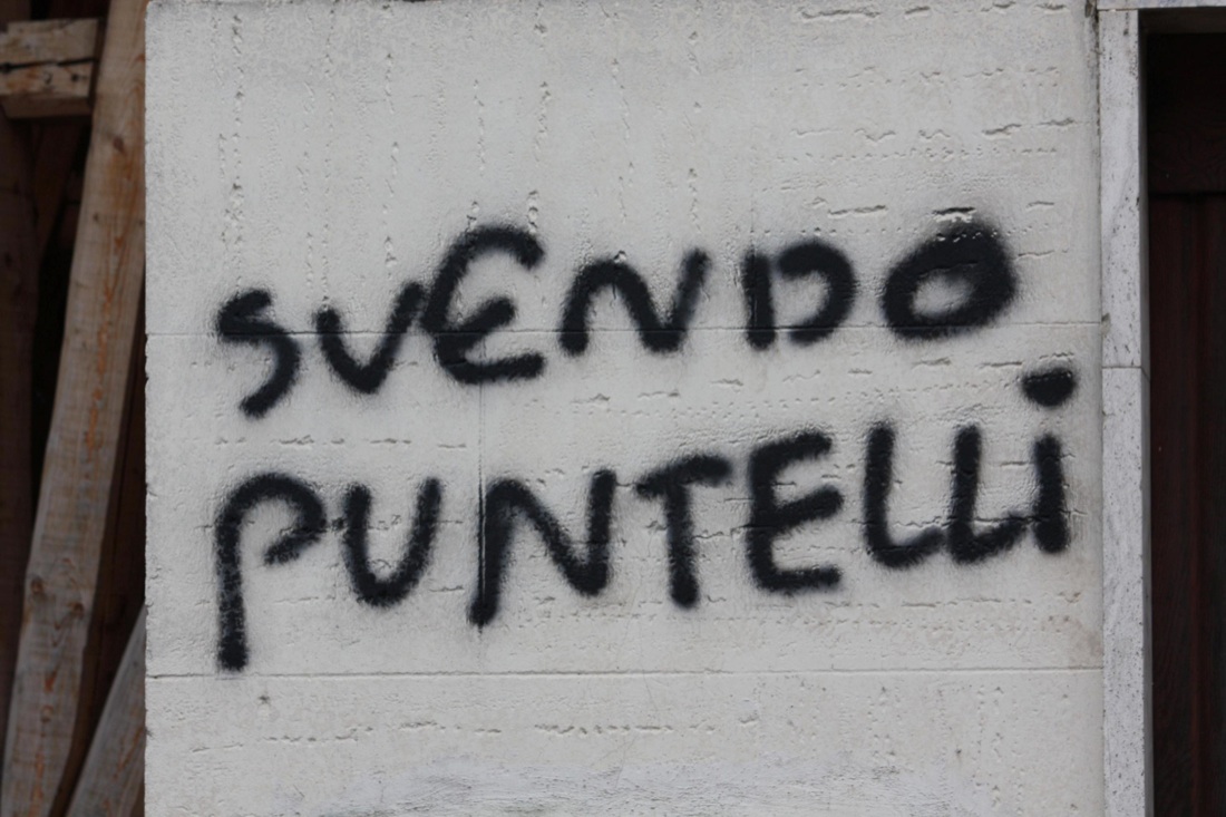 Galleria foto 'Terremoto a L’Aquila: tanta paura ma niente danni' - foto 8