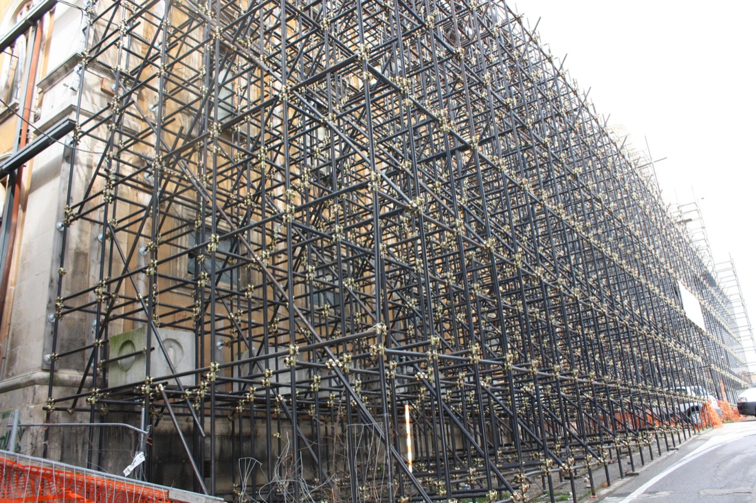 Galleria foto 'Terremoto a L’Aquila: tanta paura ma niente danni' - foto 13