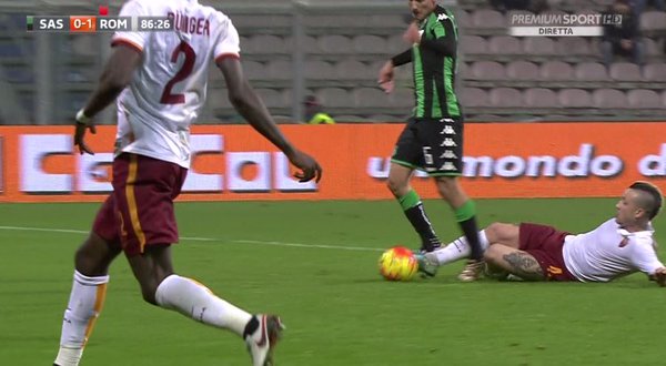 23a giornata – Errori arbitrali: da annullare il gol di Higuain in Lazio-Napoli