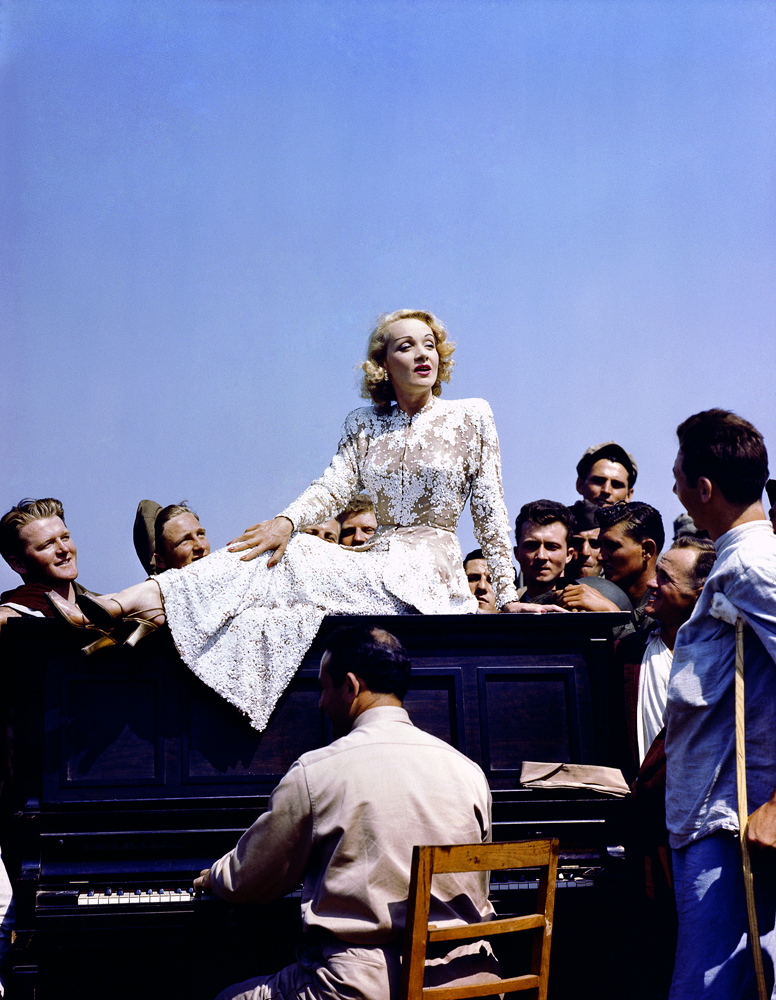 War is over! Foto della Liberazione (1943-1946)