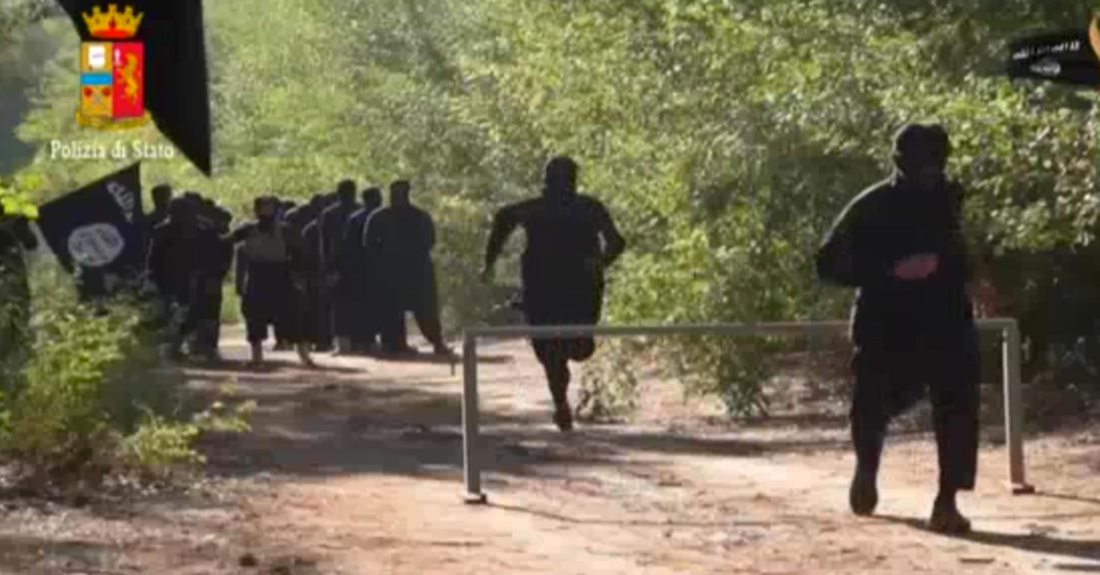 Galleria foto 'Isis, rischio di sbarchi a Lampedusa: le preoccupazioni della Francia' - foto 5