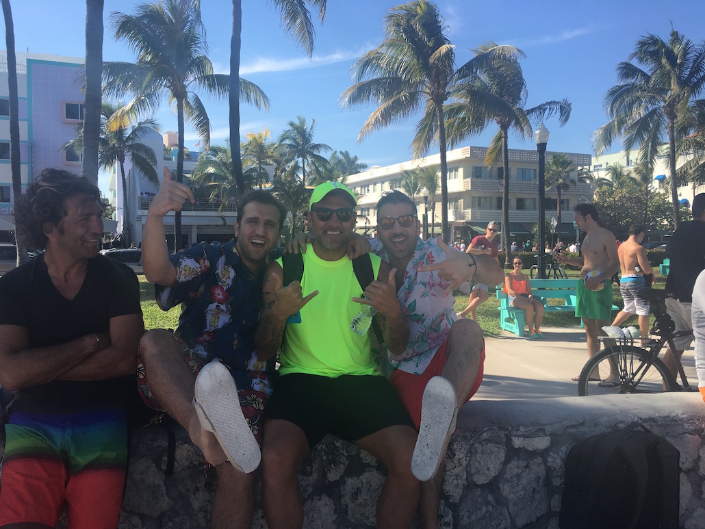 EmiGratis: su Italia 1 il giro del mondo “a scrocco” di Pio e Amedeo EmiGratis: su Italia 1 il giro del mondo “a scrocco” di Pio e Amedeo