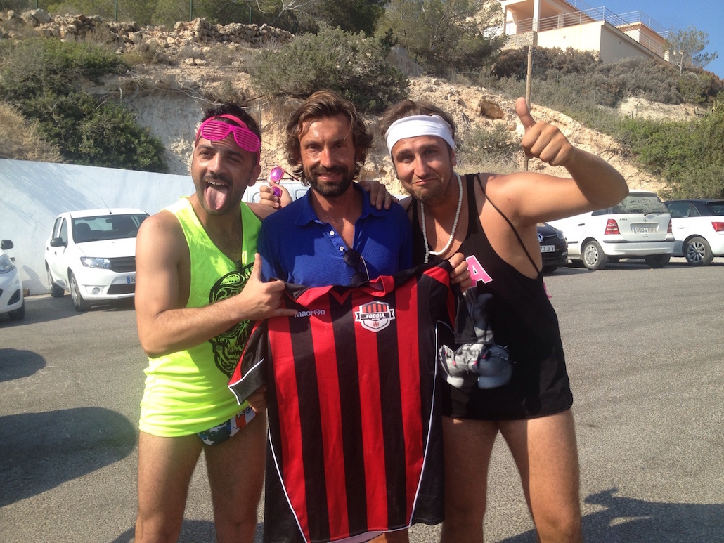 EmiGratis: su Italia 1 il giro del mondo “a scrocco” di Pio e Amedeo EmiGratis: su Italia 1 il giro del mondo “a scrocco” di Pio e Amedeo